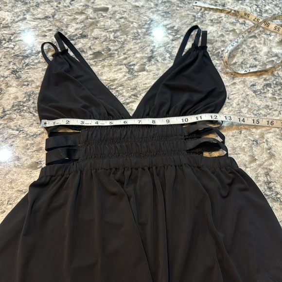 Express | Strappy Cutout Aline Top in Black Size S Small - Picture 8 of 13